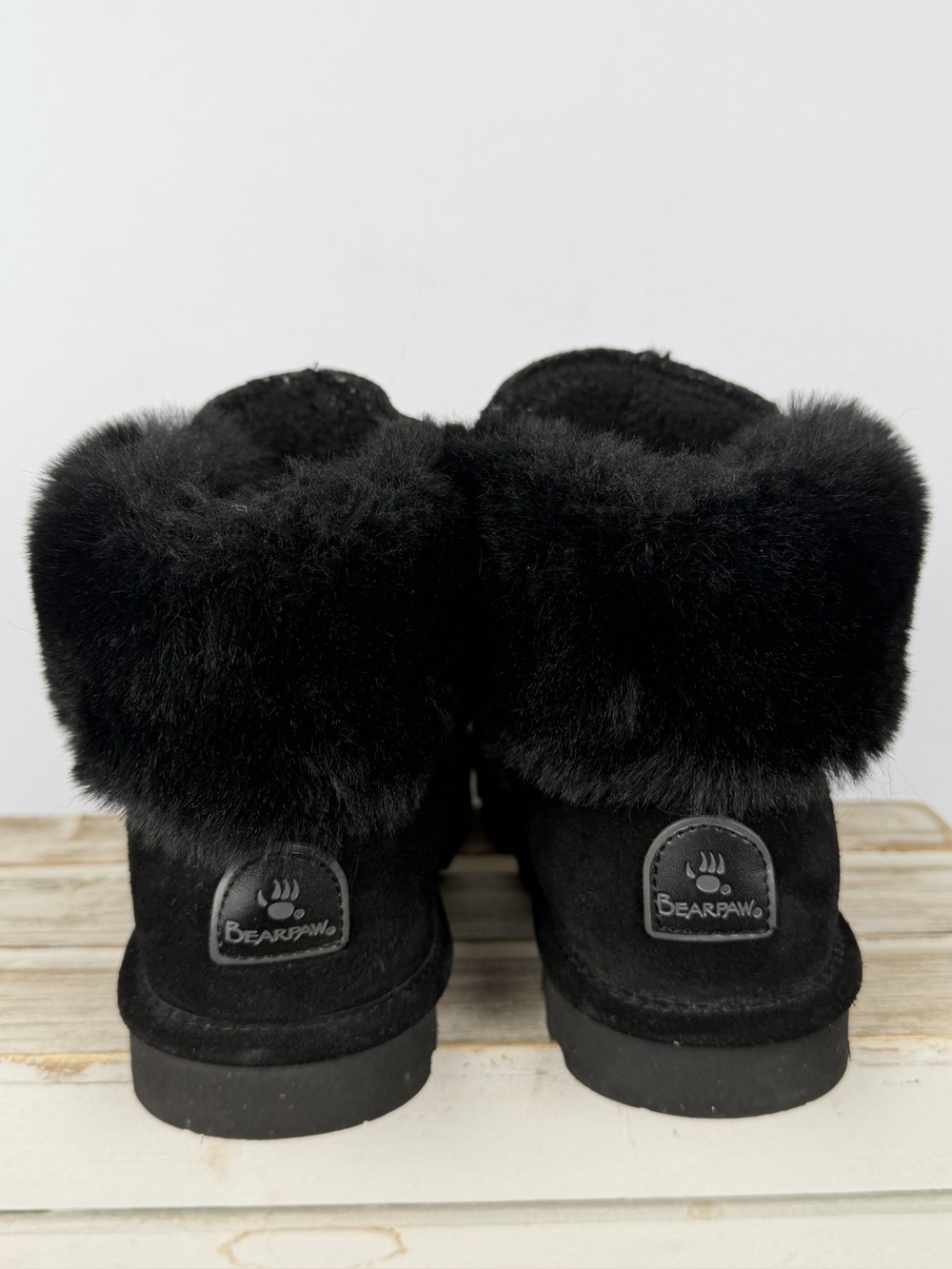 Bearpaw black Koko boot plush shearling collar wool and suede size 7 - Picture 9 of 14
